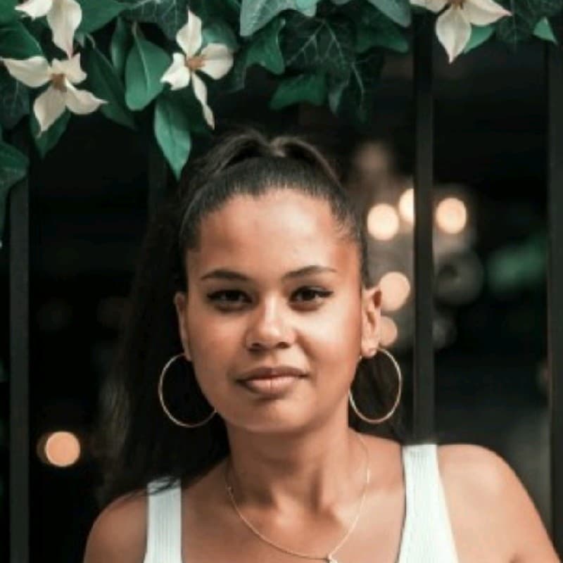 Emilia Noah - Author of Harsh Existentialist Life Lessons